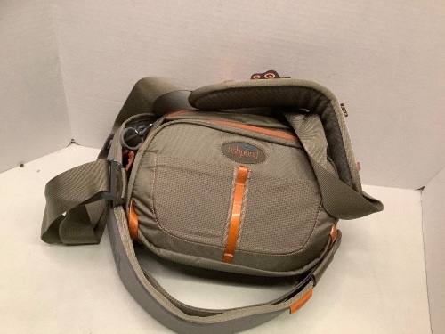 Fishpond Fanny Pack, Ecommerce Return - Lot 201
