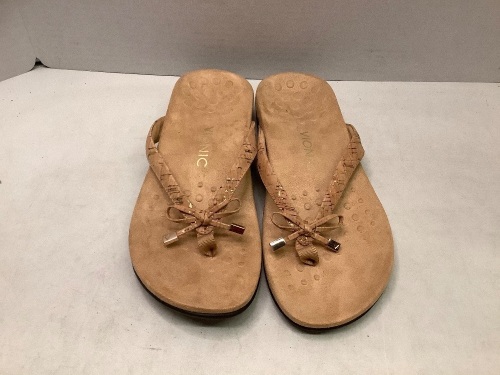 Vionic Ladies Sandals, 8, Ecommerce Return - Lot 213