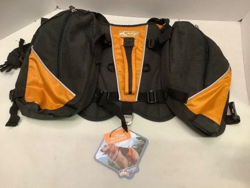 Big Baxter Backpack, 7.5 Liter Dogs 50-110 lbs, Ecommerce Return - Lot 236