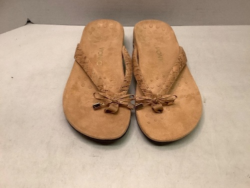 Vionic Ladies Sandals, 8, Ecommerce Return - Lot 262