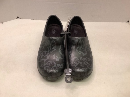 Crocs, Women's 6, Ecommerce Return - Lot 263