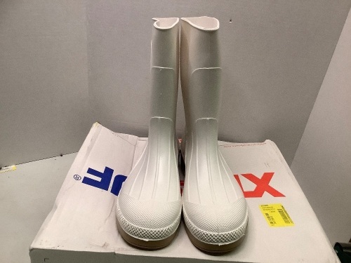 Xtratuf Shrimp Boot, Men's 11, Ecommerce Return - Lot 271