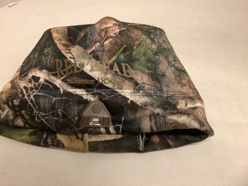 Red Head Light Up Beanie, Powers On, Ecommerce Return - Lot 277