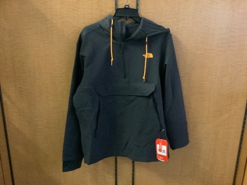 The North Face Men's Hoodie, Large, Appears New - Lot 349