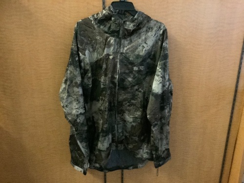 Men's Camo Jacket, XL, Appears New - Lot 362