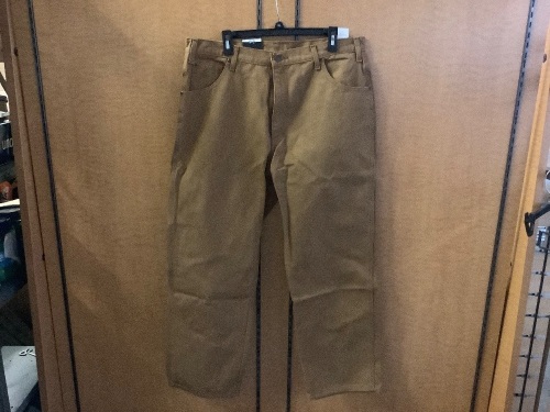 Dickies Men's Pants, 38x30, Appears New - Lot 378
