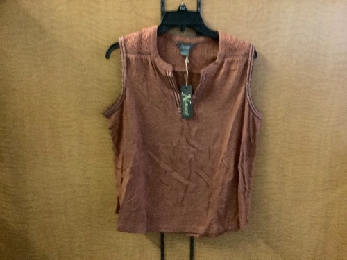 Natural Reflections Embroidered Tank, Large, Appears New - Lot 387