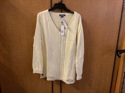 Natural Reflections Cable Pullover, XL, Appears New - Lot 394
