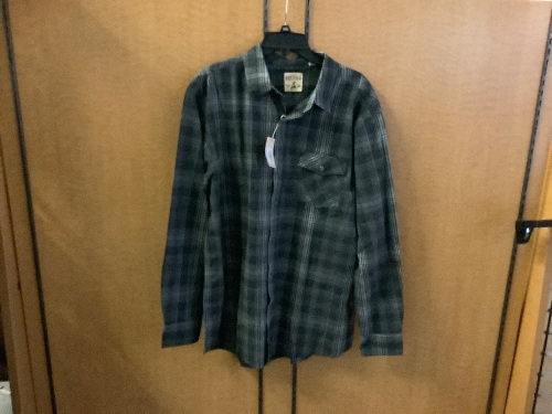 Red Head Men's Flannel, XL, Appears New - Lot 442