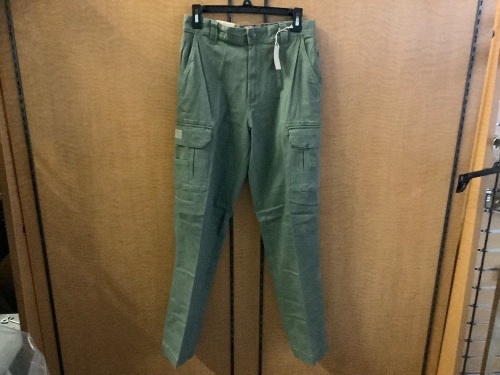 Red Head Men's Pants, 30x32, Appears New - Lot 465
