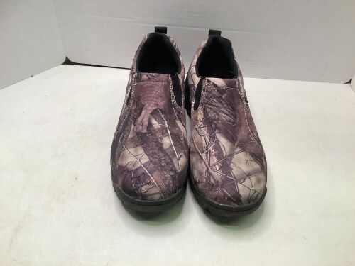 Men's XTR Camo Moc, Men's 11, Ecommerce Return - Lot 495
