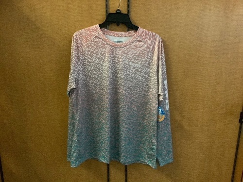 Columbia Women's Long Sleeve Shirt, 1X, Appears New - Lot 519