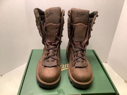 Danner Powderhorn Men's Boots, 9.5, Ecommerce Return - Lot 533
