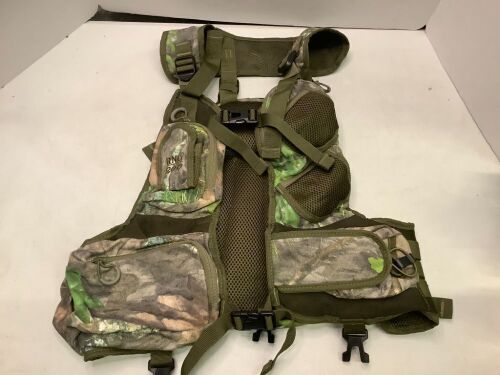 Knight & Hale Run And Gun 200 Turkey Vest., Missing Seat, Ecommerce Return - Lot 553
