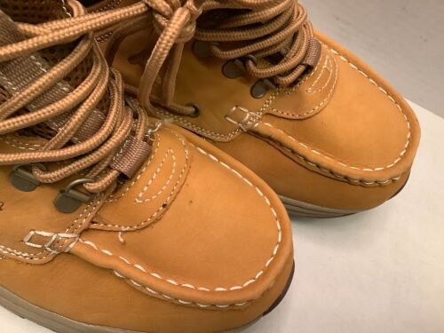 World Wide Sportsman Blue Water Boots, Men's 9.5, Ecommerce Return - Lot 625