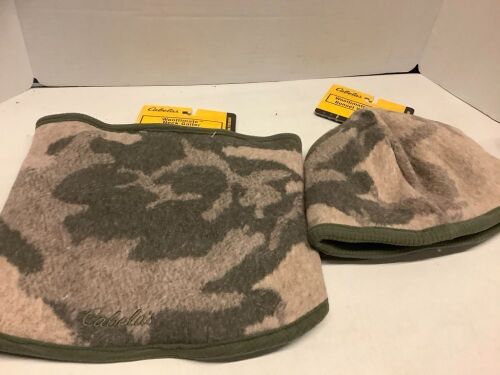  Cammo Woolmate size osfm beanie and neck gator, ecommerce return  - Lot 779