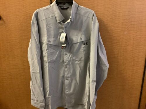 Under Armour Heat Gear Men's XL, Appears New - Lot 906