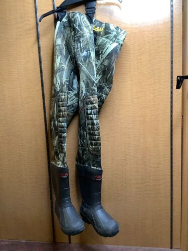 Men's Hunting Hip Waders, 7, Untested, Ecommerce Return - Lot 939