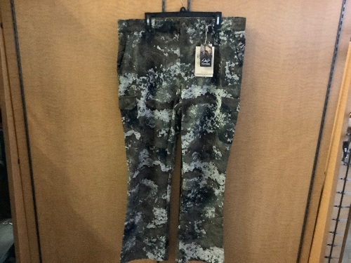 Red Head Tech Lite Pant, Men's XLarge, Appears New - Lot 963