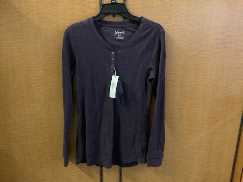Natural Reflections Men's Thermal, Small, Appears New - Lot 984