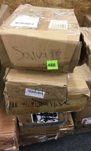 Salvage Pallets, Presorted Items May Be Damaged, Broken Or Have Missing Pieces - Lot 488