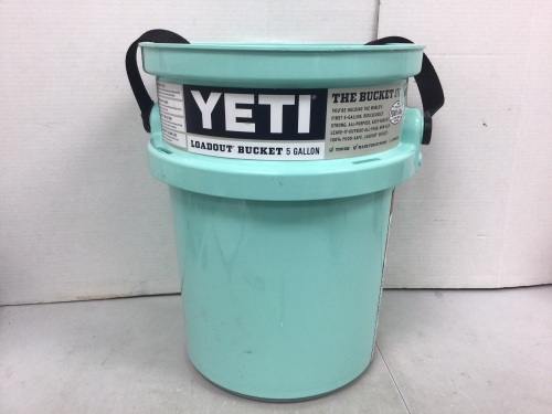 Yeti 5-Gallon Loadout Bucket, E-Commerce Return - Lot 85
