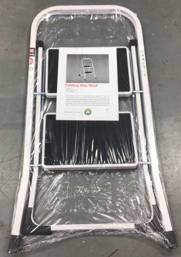 Folding Step Stool, New - Lot 92