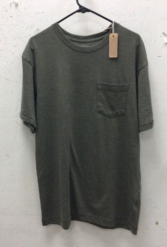 Red Head Mens Pocket Tee, Medium, New - Lot 153