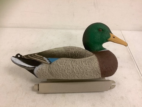 Duck Decoy, E-Commerce Return - Lot 177