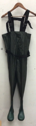 Youth Chest Waders, 8/9, E-Commerce Return - Lot 345