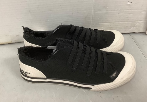 Rocket Dog Slip On Shoes, Unsure if Mens or Womens, 8, Appears new - Lot 645A