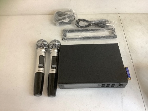 Geardon Professional Microphone, Appears New - Lot 715A