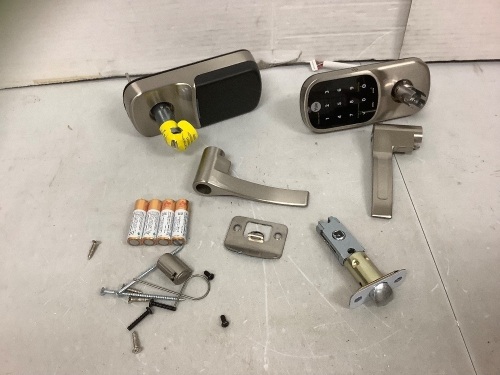 Yale Keypad Door Lock, E-Commerce Return - Lot 734