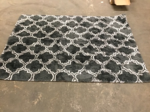 Large Area Rug 88" x 64.5" - E-Comm Return, Appears New  - Lot 235