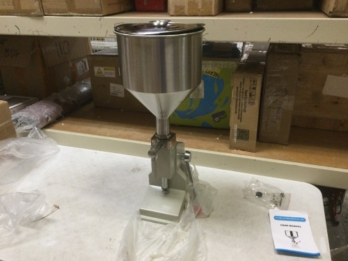 Manual filling Machine. Unknown Condition E-Commerce Return - Lot 275