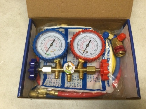HVAC Brass Manifold Gauge Set. NEW - Lot 308
