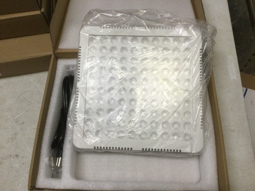 Lot of (4) 10" x 10" Grow Light. Appear New - Lot 818