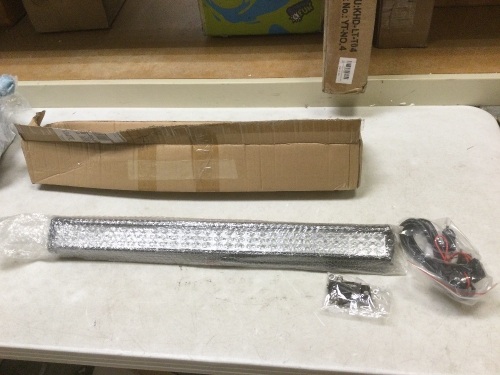 27-inch LED Light Bar. Appears New - Lot 927