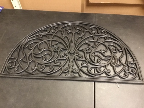 Half Round Entrance Floor Mat - Appears New  - Lot 940
