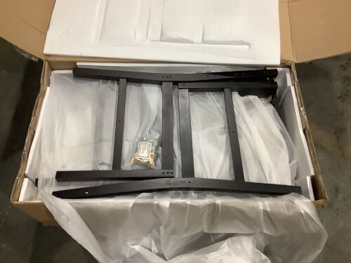 Dining Set, 3 Chairs & Bench - No Table  - Lot 76
