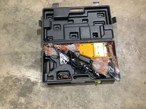 VEVOR Spot Stud Wlder Dent Puller Kit  - Lot 633