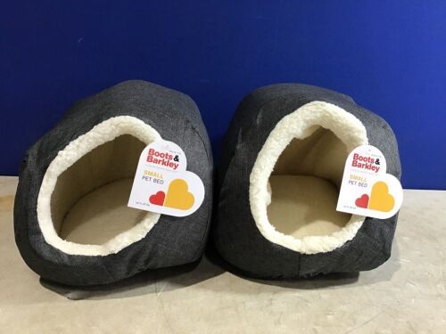 Lot of (2) Boots & Barkley Small Pet Beds  - Lot 1002