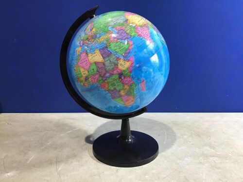 World Globe  - Lot 1056