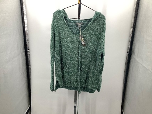 Natural Reflections Cable Shirt, Medium, Appears New - Lot 125