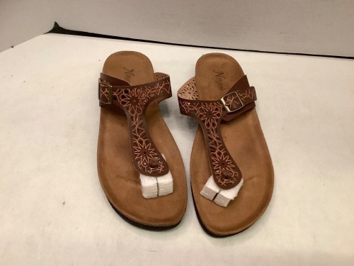 Natural Reflections Women's 9, Ecommerce Return - Lot 134