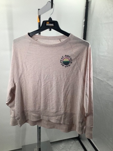 Natural Reflections Women's Sweatshirt, Large, Appears New - Lot 158