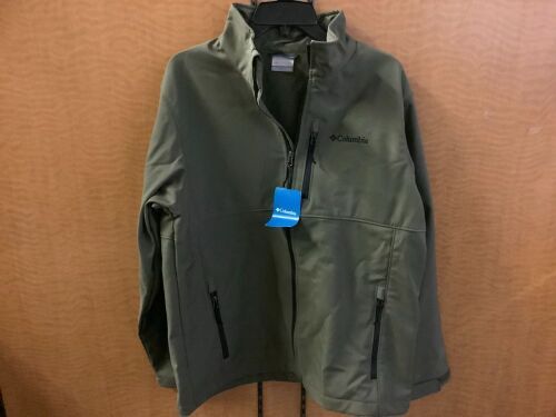 Columbia Ascender Softshell Jacket, Large, Appears New - Lot 277