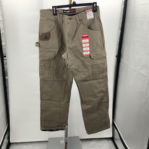 Wrangler Men's Jeans, 32x30, Appears New - Lot 291