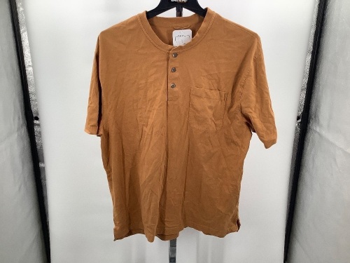 Red Head Men's Shirt, Large, Appears New - Lot 292