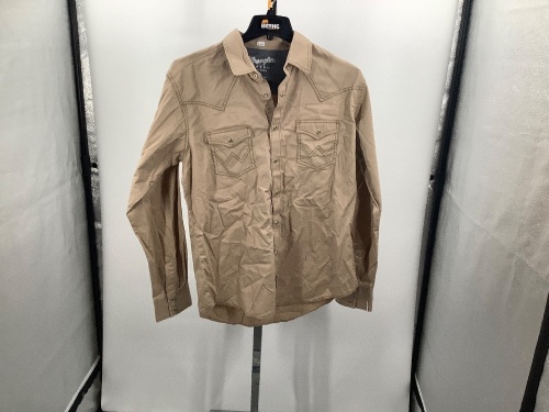 Wrangler Retro Men's Button Up, Large, Appears New - Lot 362